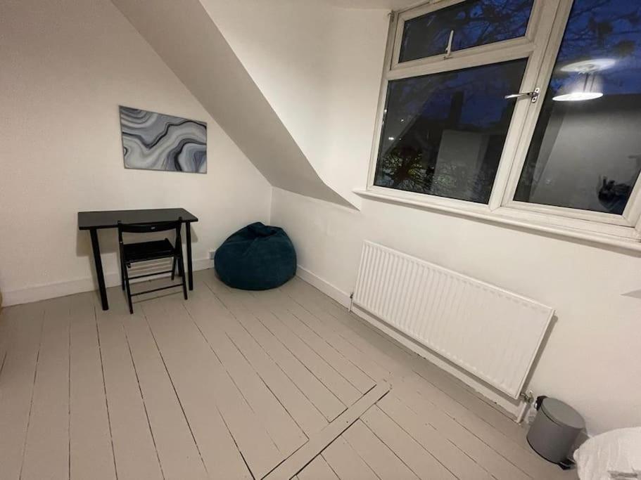 Stunning 2 Bedroom On Tower Bridge ลอนดอน ภายนอก รูปภาพ