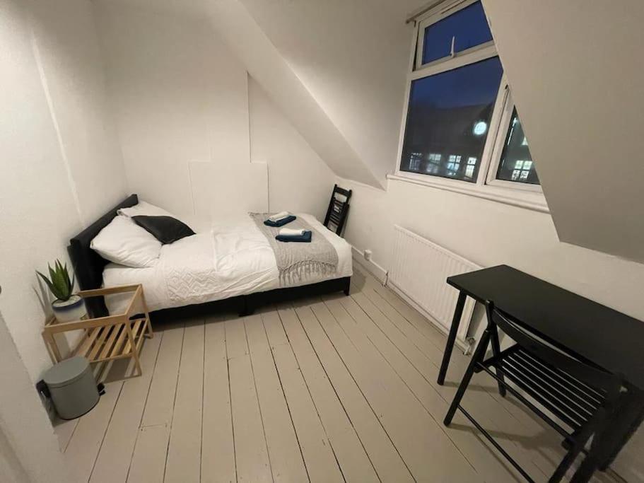 Stunning 2 Bedroom On Tower Bridge ลอนดอน ภายนอก รูปภาพ